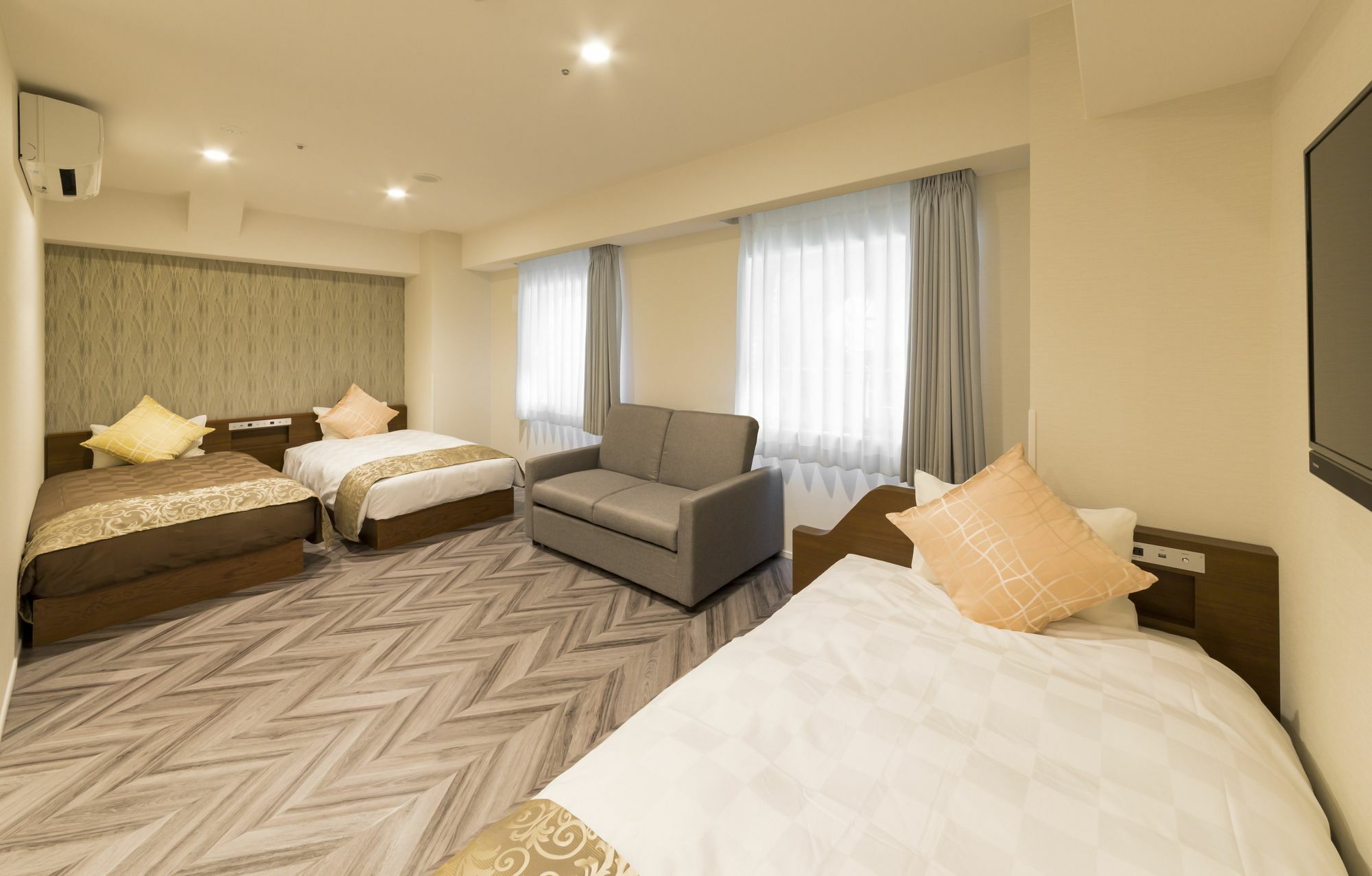 Sarasa Hotel Shin-Osaka Exterior photo