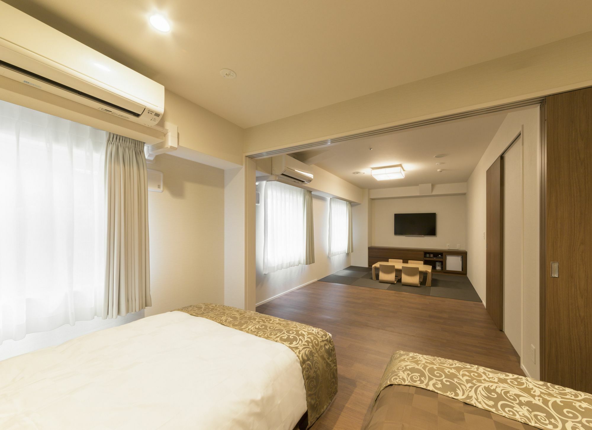 Sarasa Hotel Shin-Osaka Exterior photo